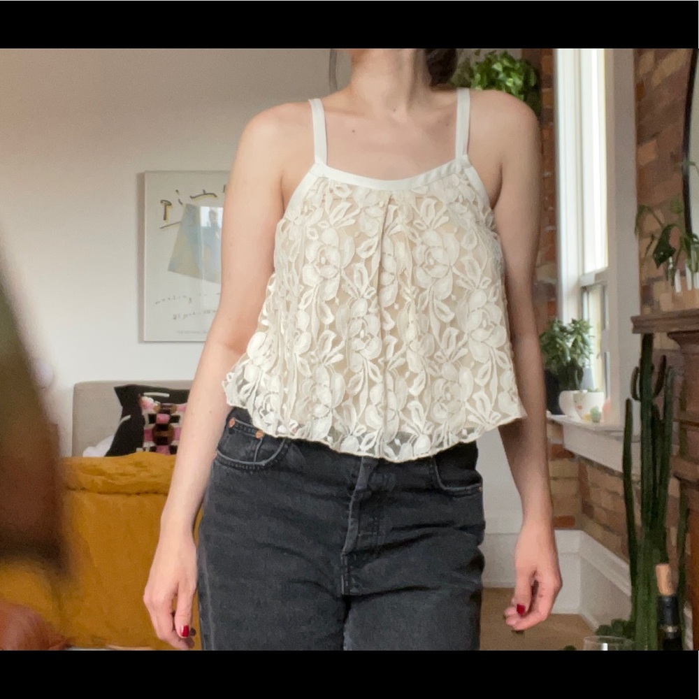 Cropped Free People lace tank